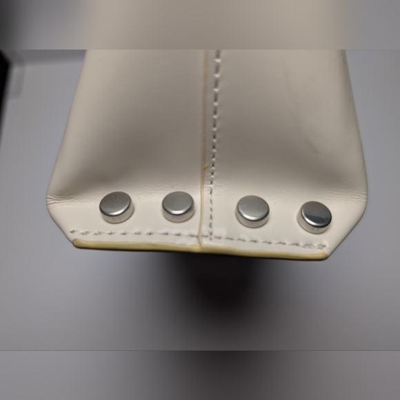 Small White leather AllSaints Anais Pouch Makeup Case (W/ Free Diptyque Samples) - Picture 4 of 14